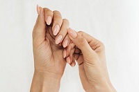 Доктор медицинских наук дала совет, как отрастить длинные ногти
