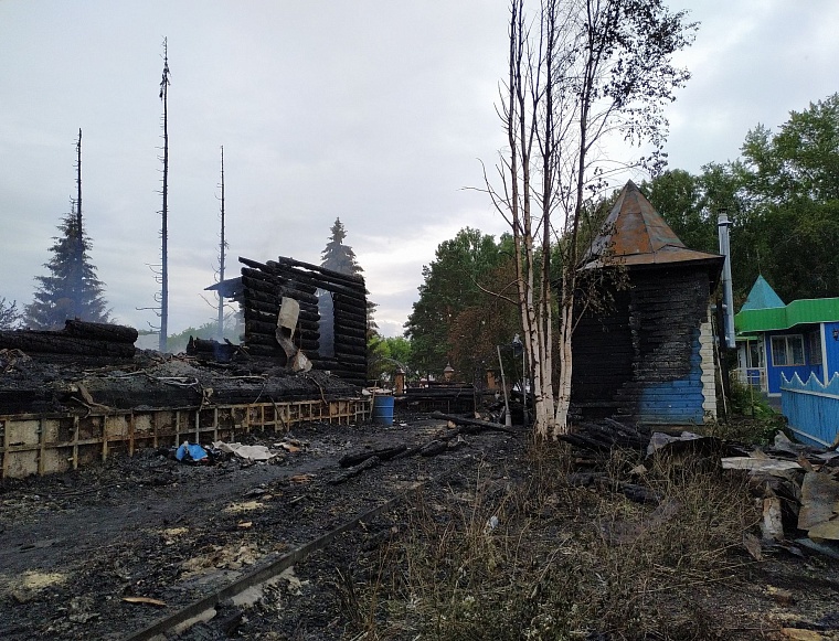 Пять главных вопросов о пожаре в Чимеево
