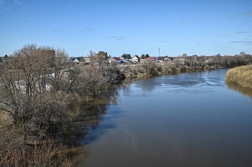 Уровень воды в реке Ишим превысил критическую отметку