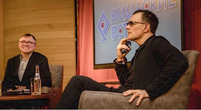 Егор Бероев и Ксения Алферова поделились с ямальцами историями из закулисья