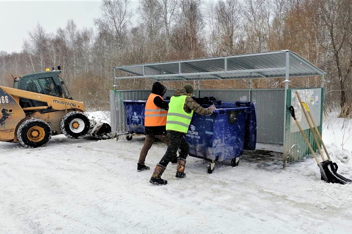 В Тюмени стали лучше чистить площадки для сбора мусора | Вслух.ru