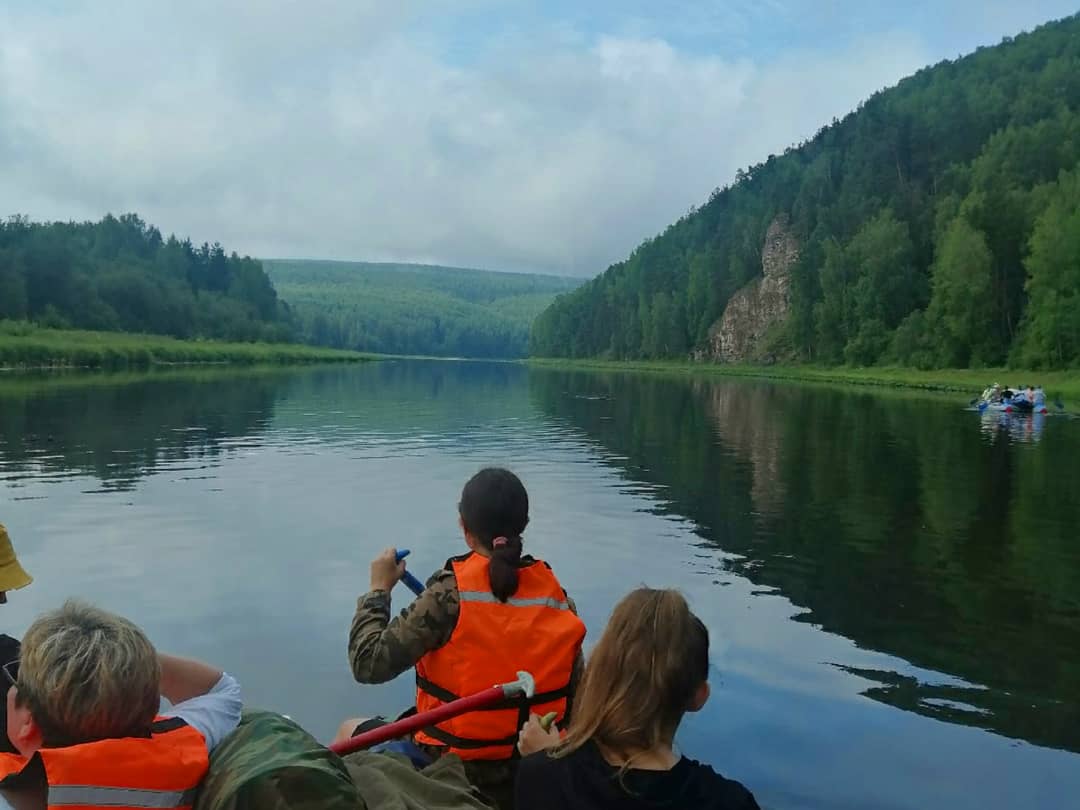 Идеи на выходные: сплав по Чусовой с литературным уклоном | Вслух.ru