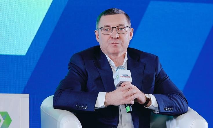 Владимир Якушев встретился с финалистами конкурса "Лидеры России" в УрФО