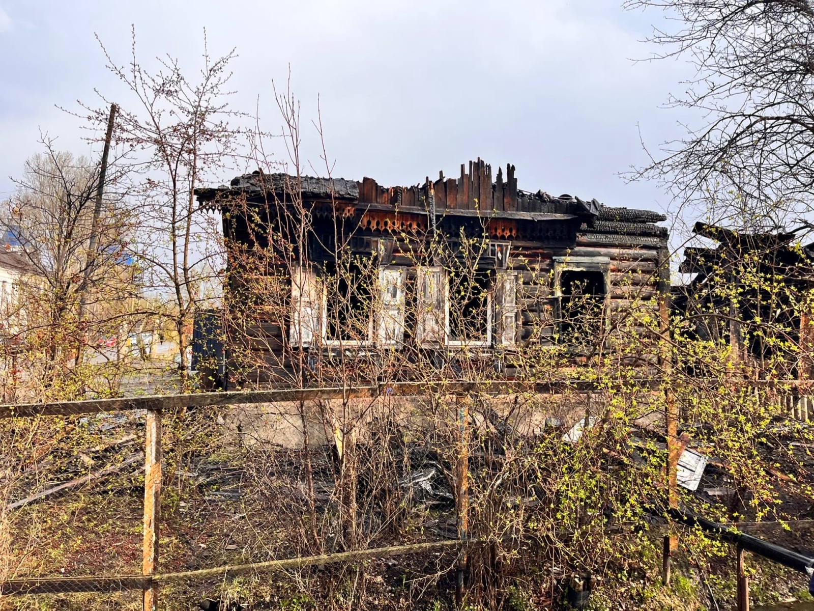 На пожаре в Тобольске обгорел мужчина | Вслух.ru