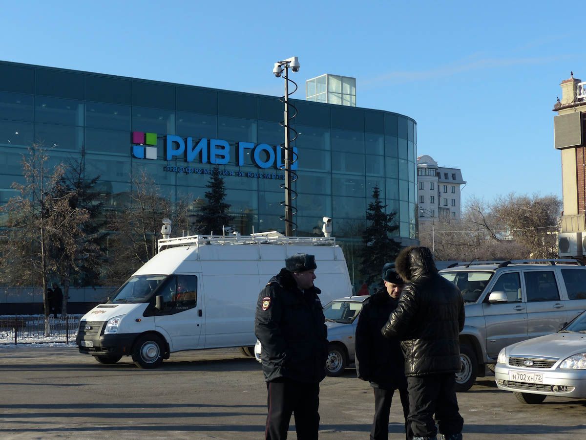 Тюменские дальнобойщики вышли на митинг против «Платона»