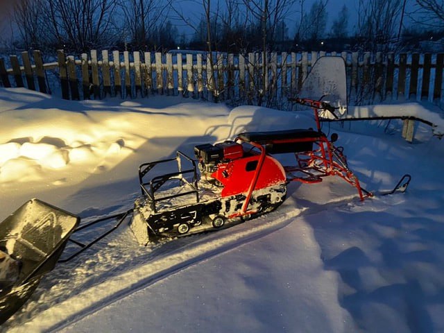 Все дороги ведут в магазин: нетрезвый житель Туртаса с семьей отправился за продуктами