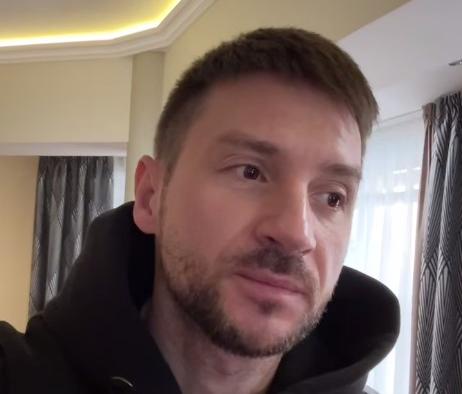 Певец Сергей Лазарев не смог вылететь из Тюмени в Москву на выступление в Лужниках
