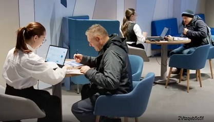 В Тюмени открылся обновленный офис ВТБ