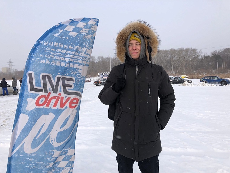 Рев моторов и скрип резины. В Тюмени завершился чемпионат области по автомобильному спорту