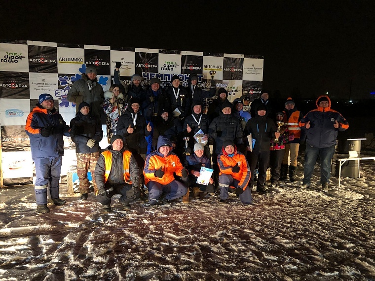 Рев моторов и скрип резины. В Тюмени завершился чемпионат области по автомобильному спорту