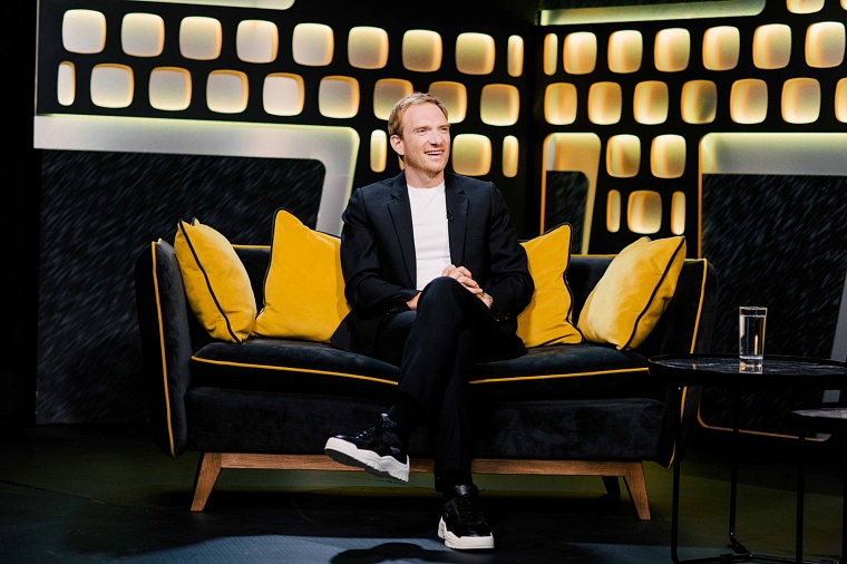 Андрей Бурковский в шоу «ОК на связи»: Лучше разговаривать, чем держать всё в себе, потому что потом разрывает