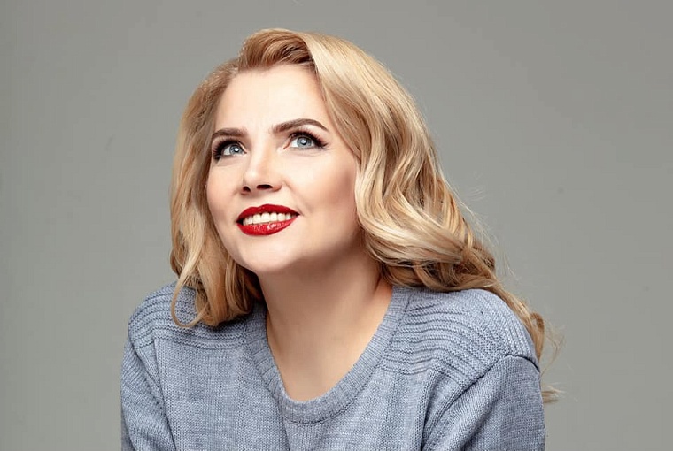 Вслух о сокровенном. Преподаватель ораторского искусства Ирина Баржак — о покорении мира и победах над фобиями