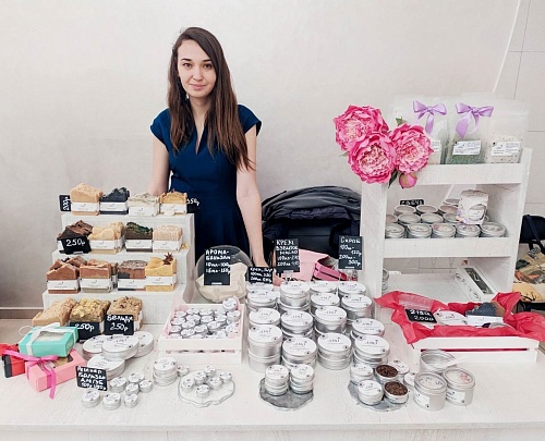 Молодая тюменка отказалась от химии и сама варит натуральное мыло