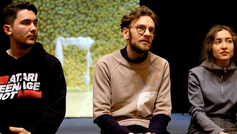 После «Иванова»: авторы спектакля дали зрителям творческий отчет