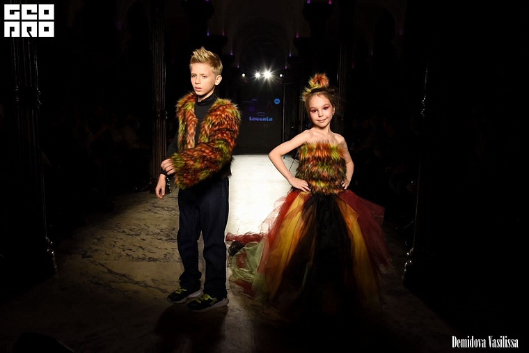 Дизайнер в девять лет: тюменка Амелия Бебекина готовит третью коллекцию одежды