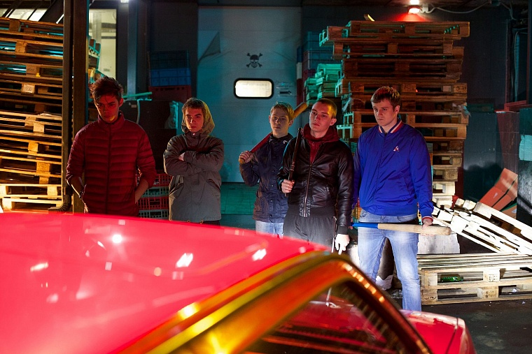 Киносериал про гангстеров во времена хипстеров