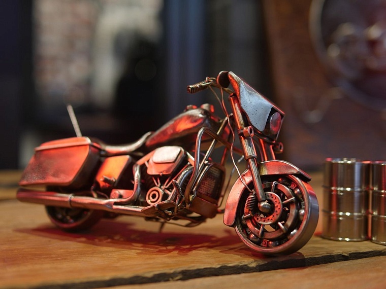 Ни чертежей, ни эскизов: как тюменский сварщик создает мотошедевры