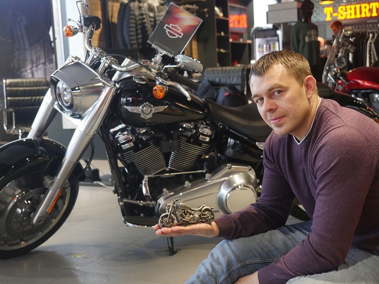 Ни чертежей, ни эскизов: как тюменский сварщик создает мотошедевры