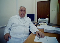 Анестезиолог Анатолий Рудаков: Без мониторов уши горели от фонендоскопа