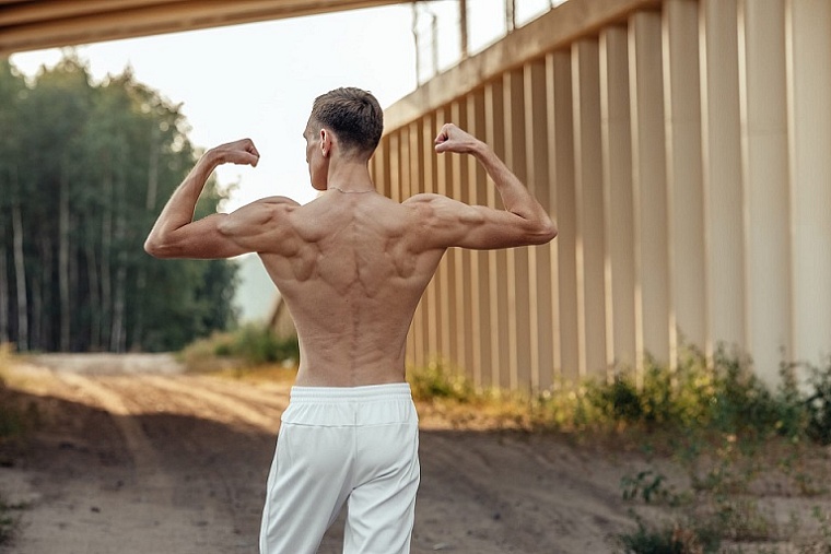 Тюменский “Суперниндзя” Федор Трубин: о полосе препятствий, плохой погоде на съемках и успехе у девушек