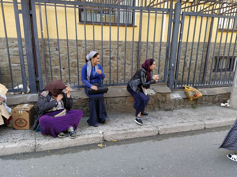 «Позолоти ручку, милок». Откровения тюменской цыганки