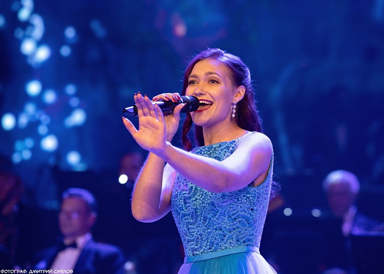 Тюменская певица Анастасия Русанова: Люди ищут в песнях утешения и взаимности