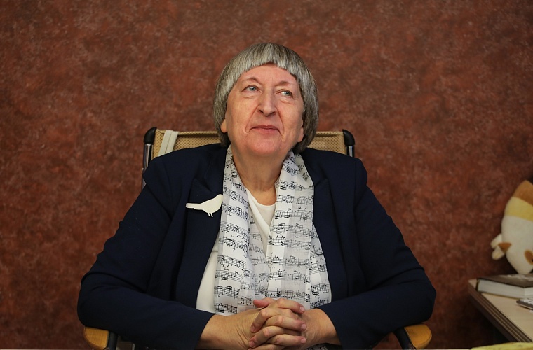 “Не люблю ставить двойки”: народный учитель России о работе в ковидную эпоху, школе мечты и педагогическом счастье