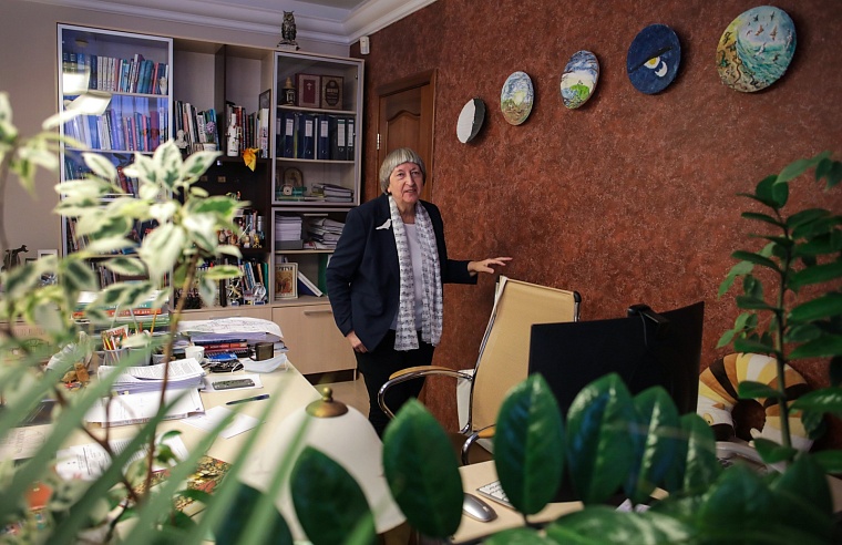 “Не люблю ставить двойки”: народный учитель России о работе в ковидную эпоху, школе мечты и педагогическом счастье