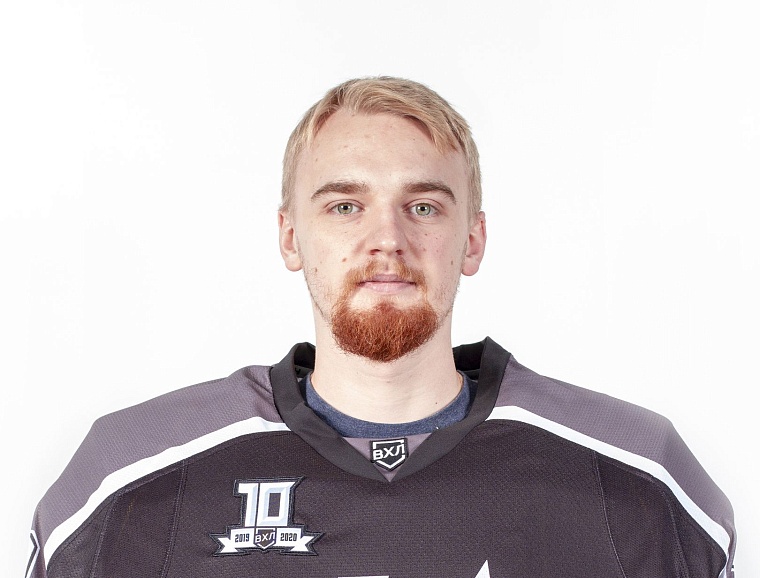 Вратарь ХК «Рубин» Егор Назаров прокомментировал сезон и рассказал о своих предпочтениях