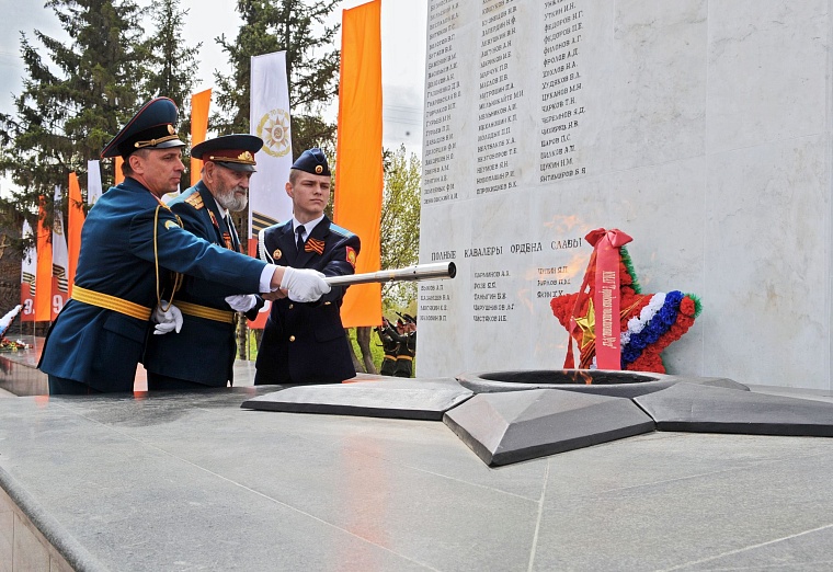 Газовик Иван Саломатов: Как устроен Вечный огонь? Труба. Регулятор. Горелка