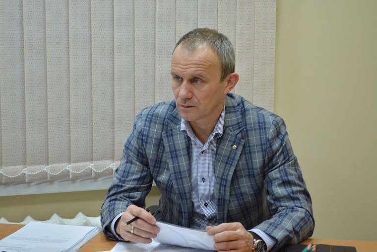 Олег Чемезов: Просящему нужно давать удочку, а не рыбу