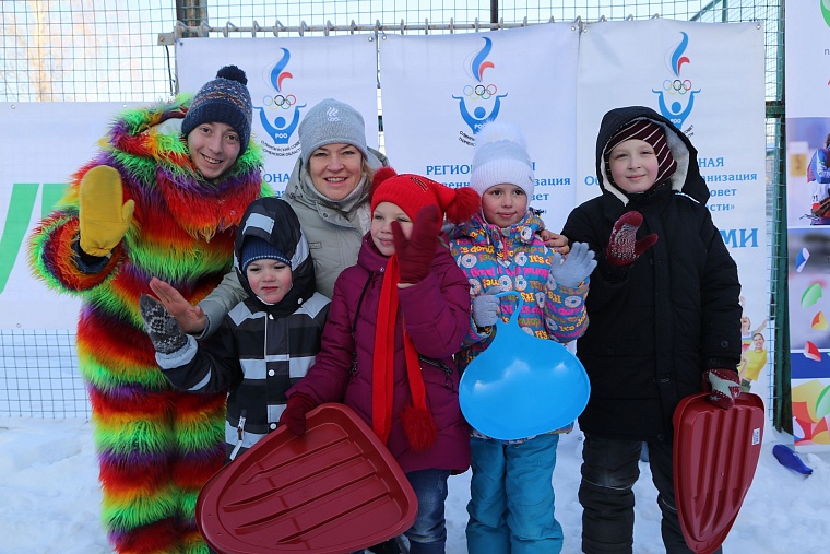 Почему Тюменская область приглашает ведущих спортсменов, но отпускает своих