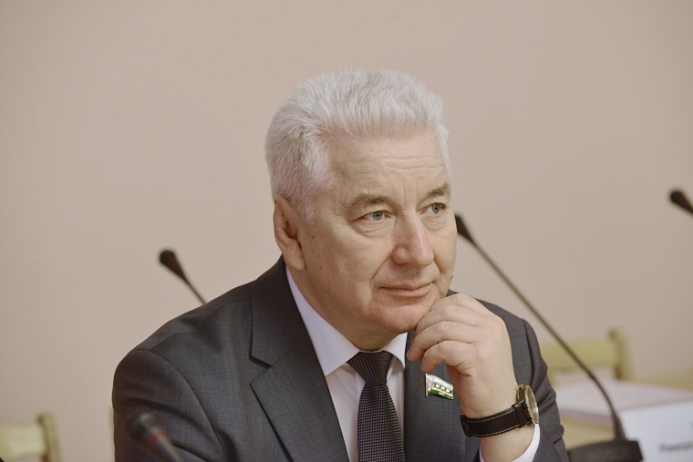 Александр Крупин: Предостерег бы от чтения произведений очернителей русской истории