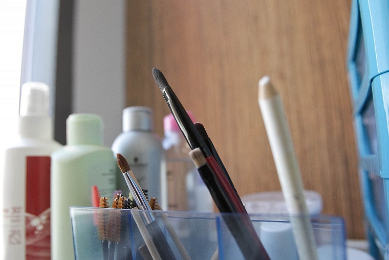 Instagram-блогер Анастасия Никулина: По-моему, фиолетовые брови смотрятся очень стильно