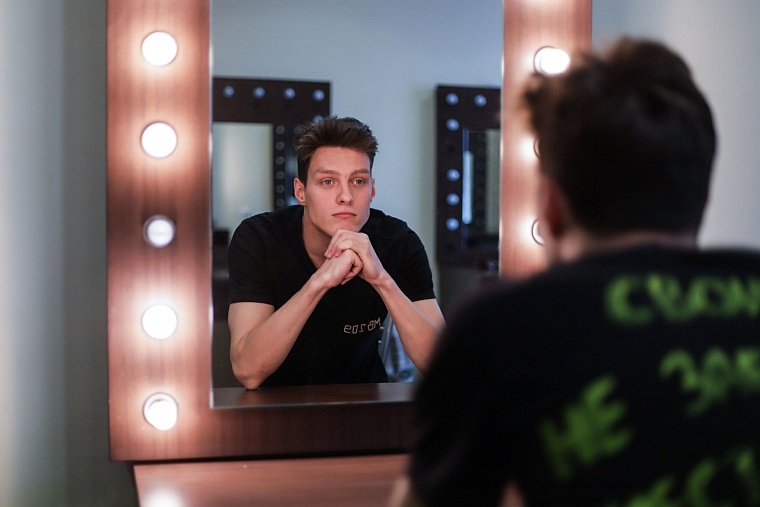 Самый молодой актер ТБДТ хочет сыграть «злодея» и не загадывает на будущее