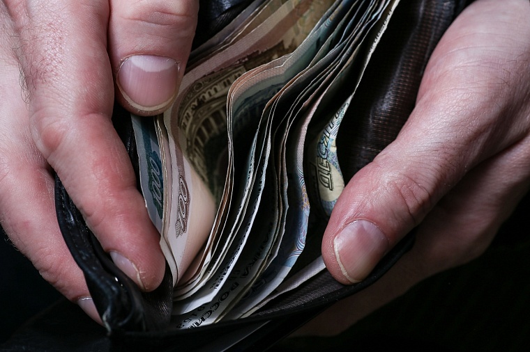 Сборы по страховкам от несчастных случаев в Тюменской области снизились втрое