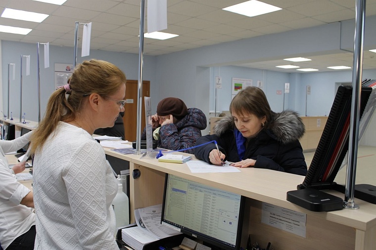 В 2022 году субсидию на оплату ЖКУ получили около 10 тысяч тюменских семей