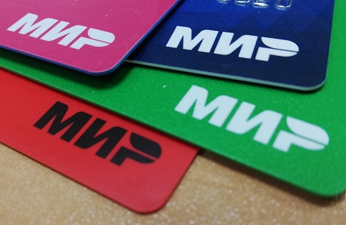 Тюменцев предупреждают о мошенничестве с помощью виртуальных карт со снятием денег из банкоматов