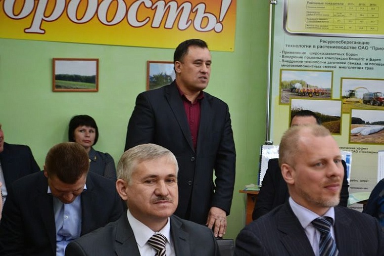 Депутаты на выезде: обсудили проблему кадров в АПК, открыли посевную, поиграли в волейбол