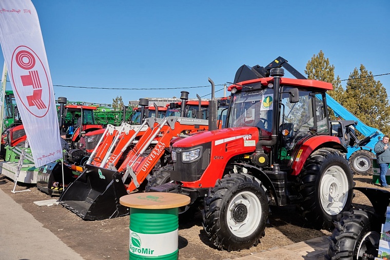Несмотря на санкции, выбор сельхозтехники у тюменских аграриев не стал меньше