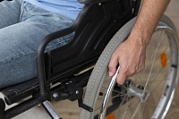 Тюменских работодателей обяжут брать на работу инвалидов