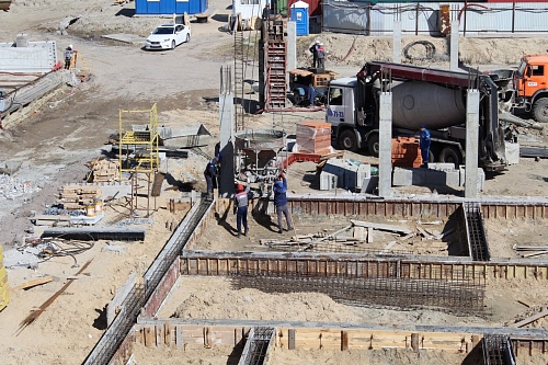 На строительство социальных объектов в Тюменской области выдают авансы