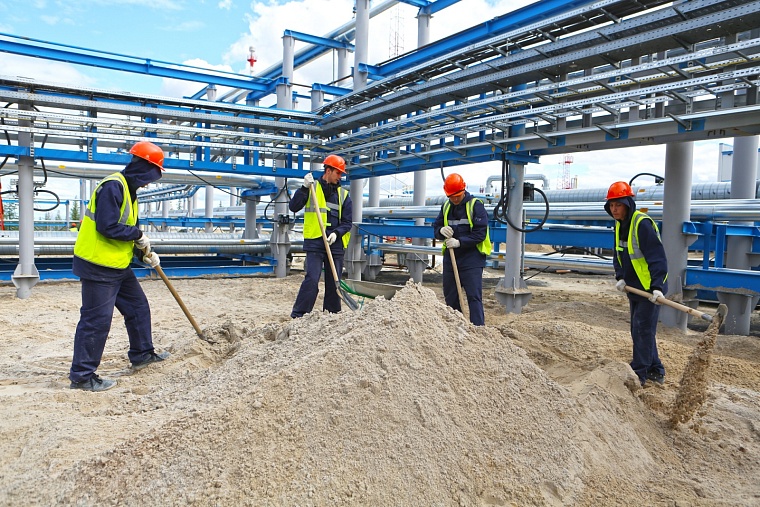 Бойцы стройотрядов дружно работают на объектах ООО «Газпром добыча Уренгой».