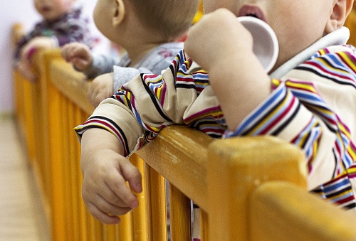 Выплаты из материнского капитала получают более четырех тысяч тюменских семей: как их оформить