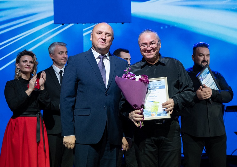 Награждение призеров и победителей отборочного тура фестиваля «Факел» старшей возрастной категории