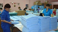 Более 75 тыс. противоковидных костюмов изготовили в Ростовской области