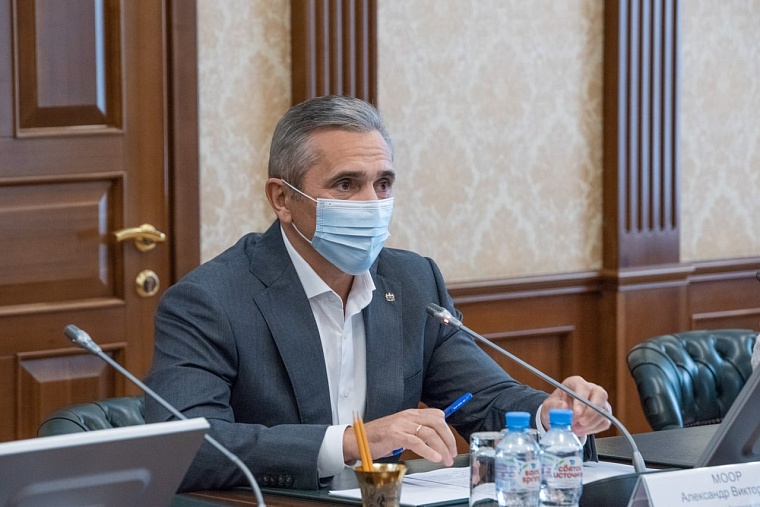 Александр Моор: Все меры поддержки предпринимателей мы активно обсуждаем с бизнес-сообществом