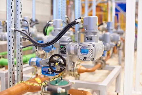 На нефтепромыслах началась эксплуатация инновационного метрологического эталона, созданного ТюмГУ и «ГМС Нефтемаш»