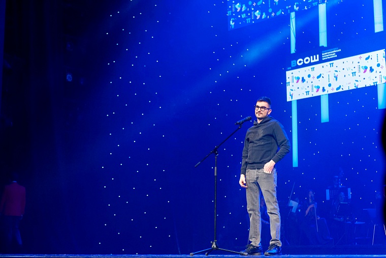 «Современный айтишник — это командный игрок». Как меняются IT-профессии и как бизнес растит новое поколение специалистов