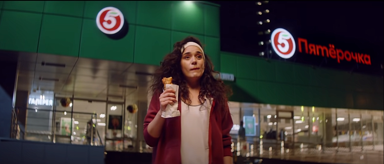 Группа Сергея Шнурова спела о хлебе из "Пятерочки"